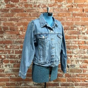 80s Vintage Levi’s Women’s Denim Trucker Large